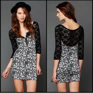 Free People Love You To Pieces Black/White Lace Floral Mini Dress Size Medium